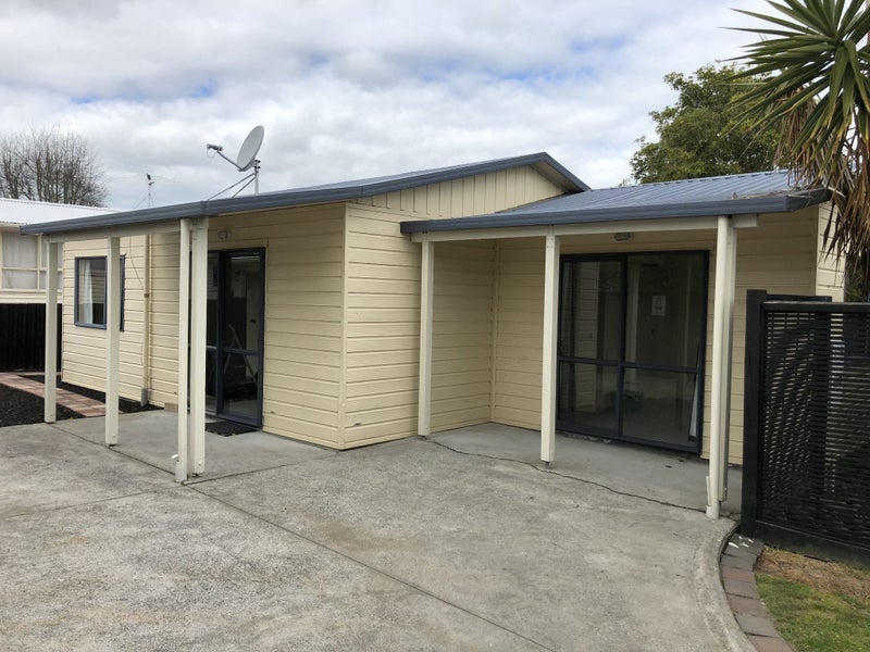 40A Larne Avenue, Pakuranga Heights, Auckland - Carousel 1