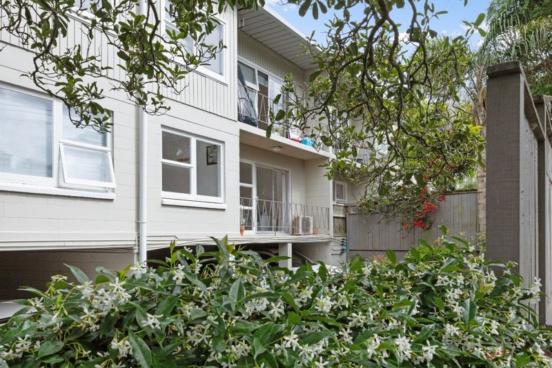3/39 Bellevue Road, Mount Eden, Auckland - Carousel 2
