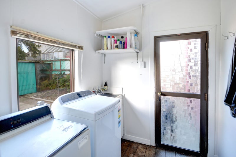 37 Peter Street, Caversham, Dunedin - Carousel 15