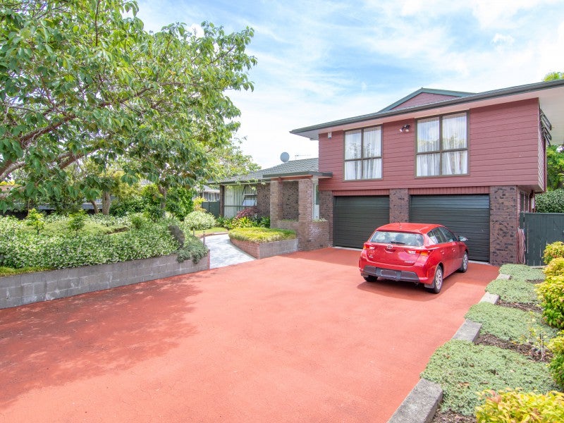 39 Carter Crescent, Awapuni, Palmerston North - Carousel 1