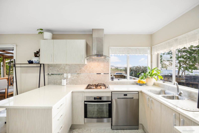 1/222 Dominion Road, Red Hill, Papakura - Carousel 1