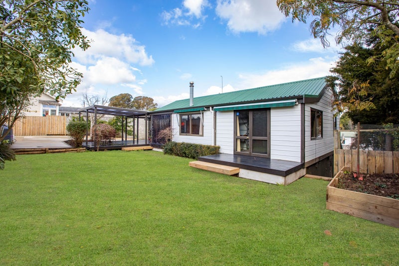 112A Naylor Street, Hamilton East, Hamilton - Carousel 1