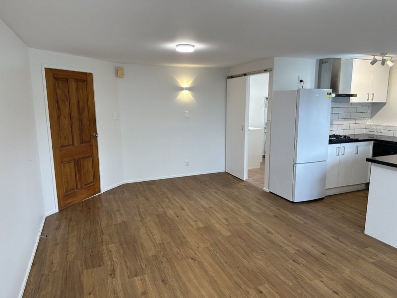 75 Bayview Road, Bayview, Auckland - Carousel 9