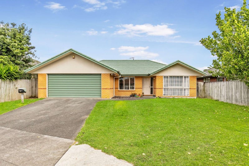 57 Bellville Drive, Clendon Park, Auckland - Carousel 1