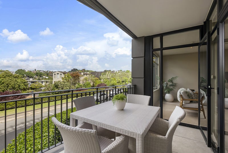 1E/38 James Cook Crescent, Remuera, Auckland - Carousel 1