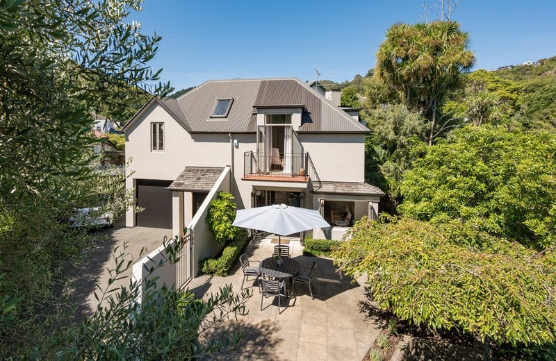 18 Avon Terrace, Maitai, Nelson - Carousel 1