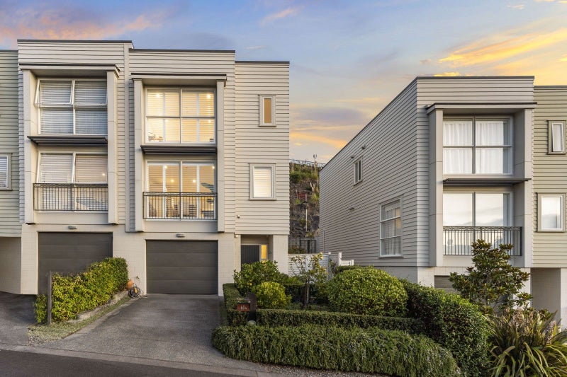 68A Tihi Street, Mount Wellington, Auckland - Carousel 1