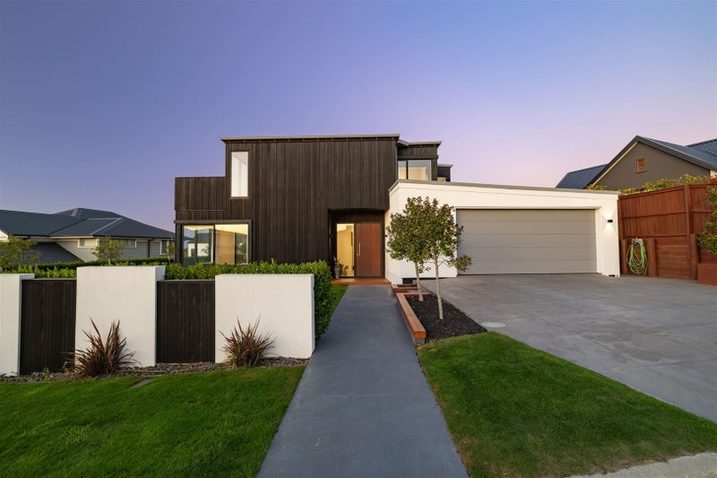 121 Penruddock Rise, Westmorland, Christchurch - Carousel 1