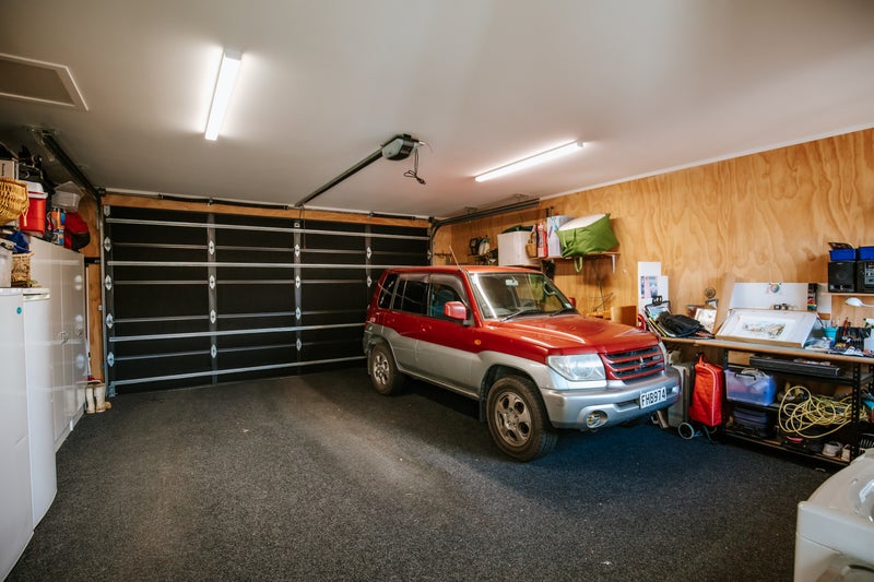 110 Warren Street, Wanaka - Carousel 24