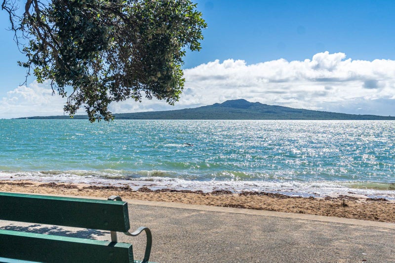 36A Cheltenham Road, Devonport, Auckland - Carousel 30