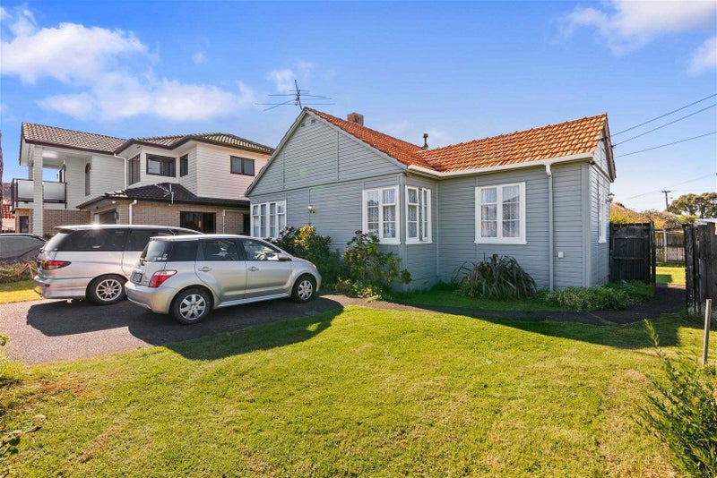 99 O'Donnell Avenue, Wesley, Auckland - Carousel 1