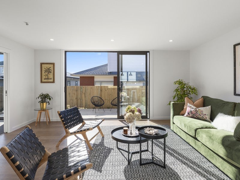 14A Stone Street, Miramar, Wellington - Carousel 2