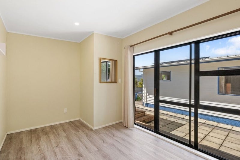 11 Gainsborough Grove, Belmont, Lower Hutt - Carousel 15