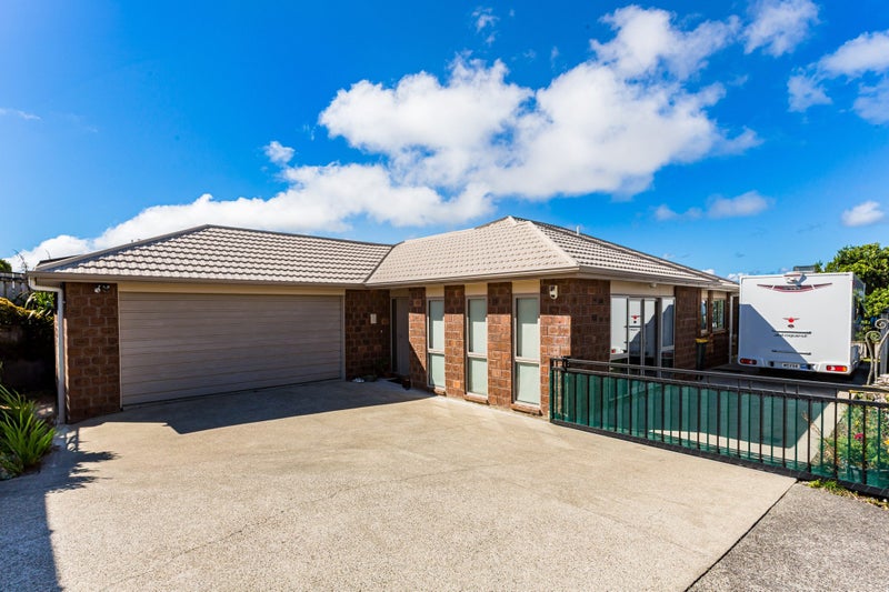 25 Kahurangi Heights, Aotea, Porirua - Carousel 1