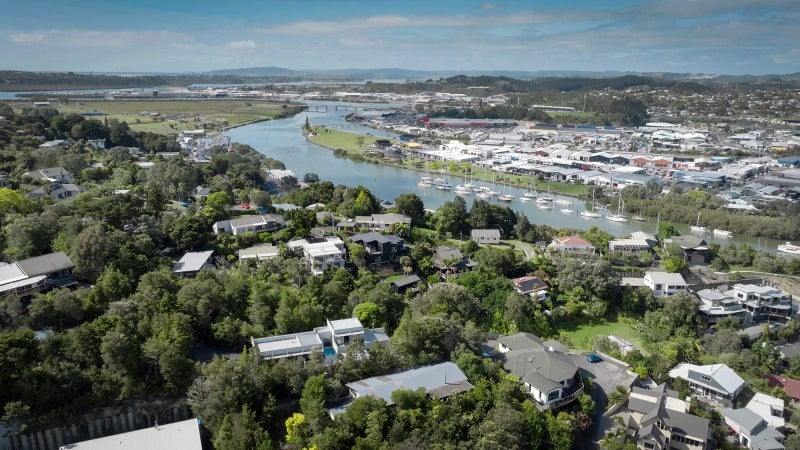 7 The Grove, Riverside, Whangārei - Carousel 19