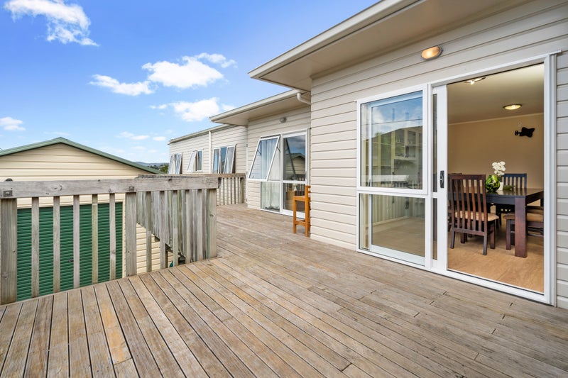 75 Royal Road, Massey, Auckland - Carousel 1
