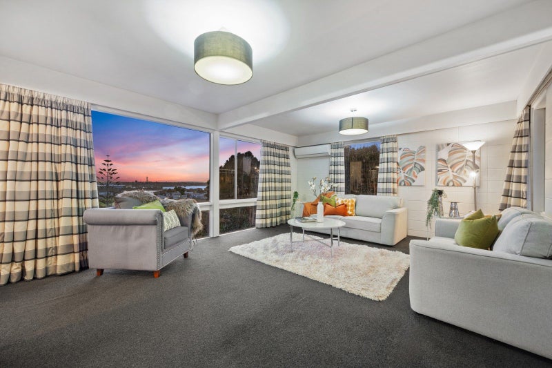 31 Miramar Place, Pakuranga, Auckland - Carousel 2