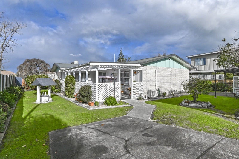 108A Stortford Street, Saint Leonards, Hastings - Carousel 1