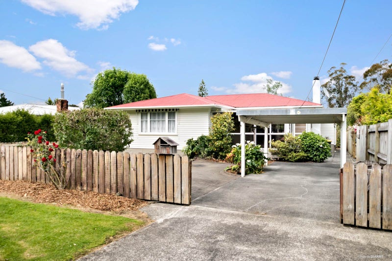 12 Sherrybrooke Place, Sunnyvale, Auckland - Carousel 1