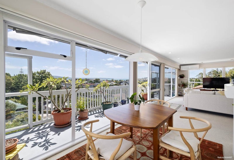 1/8 Geraldine Place, Kohimarama, Auckland - Carousel 2