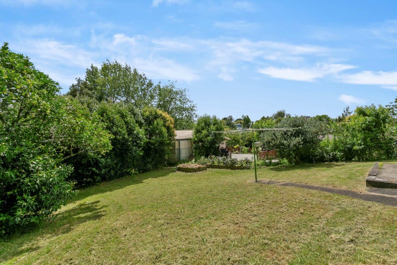 25 Bollard Avenue, New Windsor, Auckland - Carousel 2