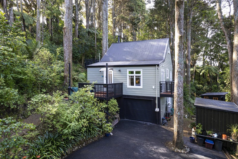 15 Awa Glade Lane, Tikipunga, Whangarei - Carousel 1