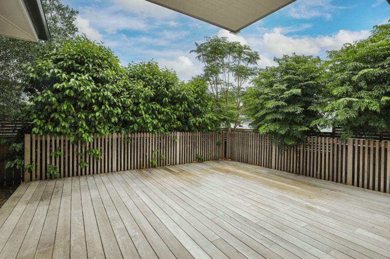26C Stottholm Road, Titirangi, Auckland - Carousel 2