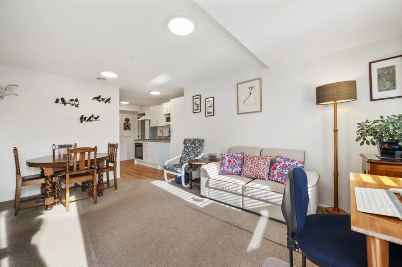 C9/13 palm GR, BERHAMPORE, WELLINGTON - Carousel 2