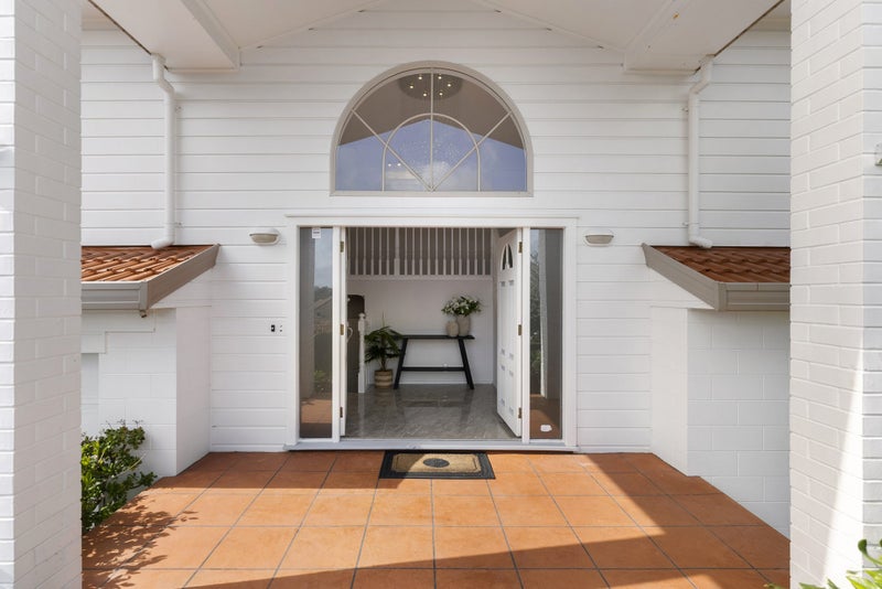 24 Kenmure Avenue, Forrest Hill, Auckland - Carousel 2