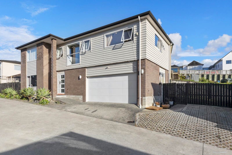 6 Stella Rise, Sunnyvale, Auckland - Carousel 1