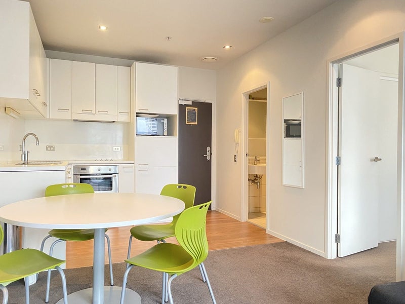 24F/16 Gore Street, Auckland Central, Auckland - Carousel 2