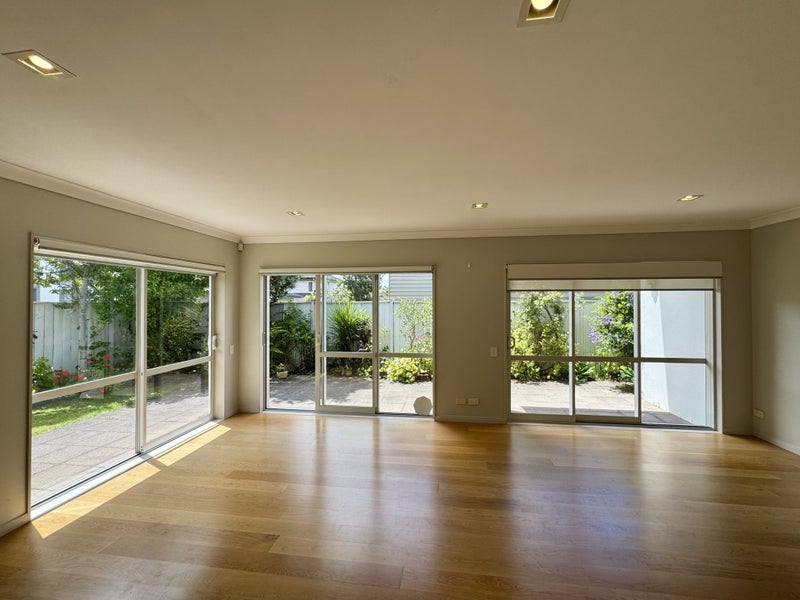 17 Magma Crescent, Stonefields, Auckland - Carousel 16