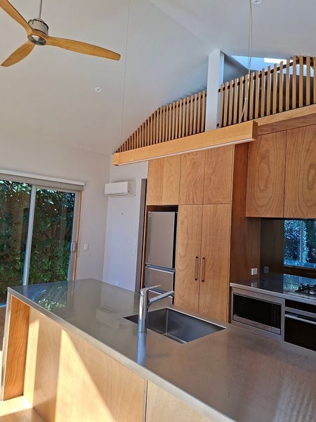 9 Pitt Street, Maitai, Nelson - Carousel 2