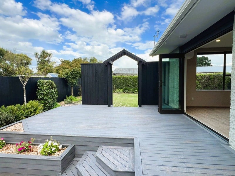 2/41 Inwoods Road, Parklands, Christchurch - Carousel 2