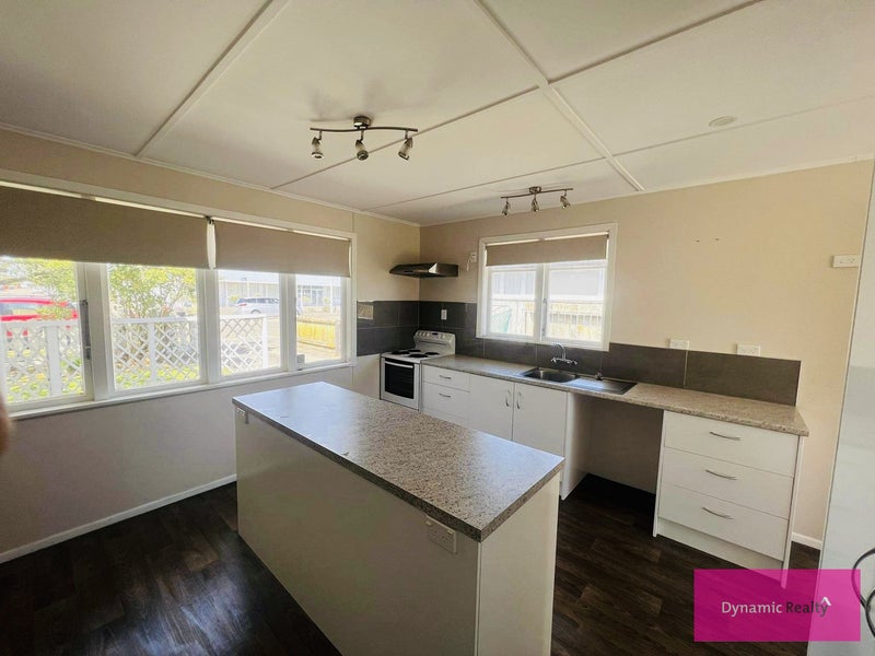 134 Vogel Street, Roslyn, Palmerston North - Carousel 1