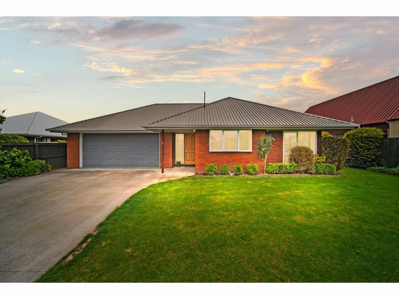 4 Fountainhead Lane, Hillmorton, Christchurch - Carousel 1