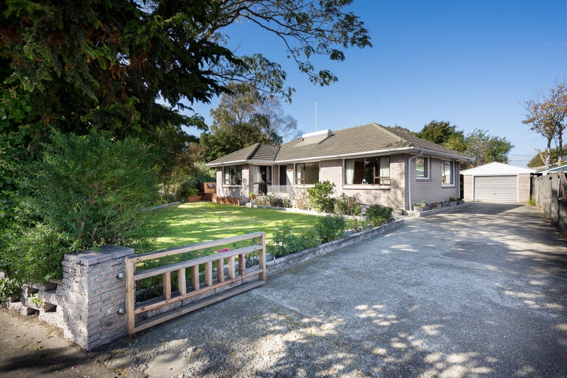 34 Digby Place, Bromley, Christchurch - Carousel 1