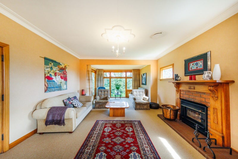 6 Ascot Street, Hokowhitu, Palmerston North - Carousel 2