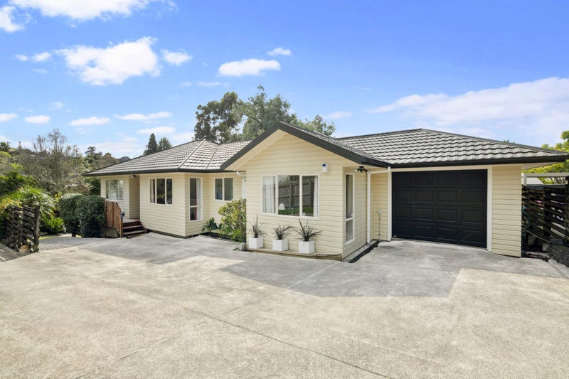 74A Marlborough Avenue, Glenfield, Auckland - Carousel 1