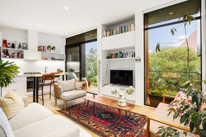 37 Avon St, Island Bay, Wellington - Carousel 1