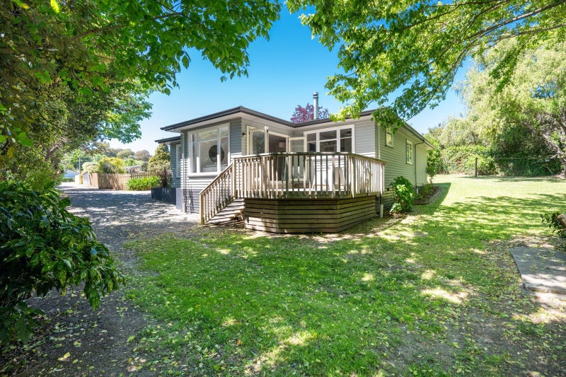 18 Margaret Avenue, Havelock North, Havelock North - Carousel 1