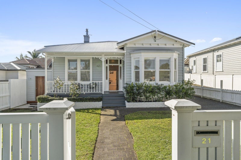1/21 Foch Avenue, Mount Roskill, Auckland - Carousel 1