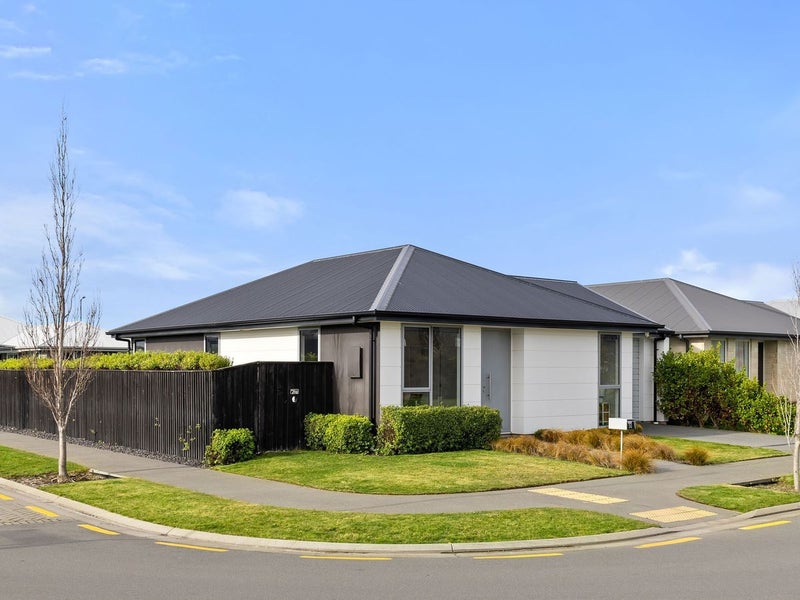 32 George West Square, Wigram, Christchurch - Carousel 1