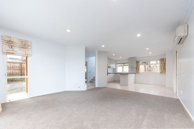 4A Hazel Avenue, Mount Roskill, Auckland - Carousel 2