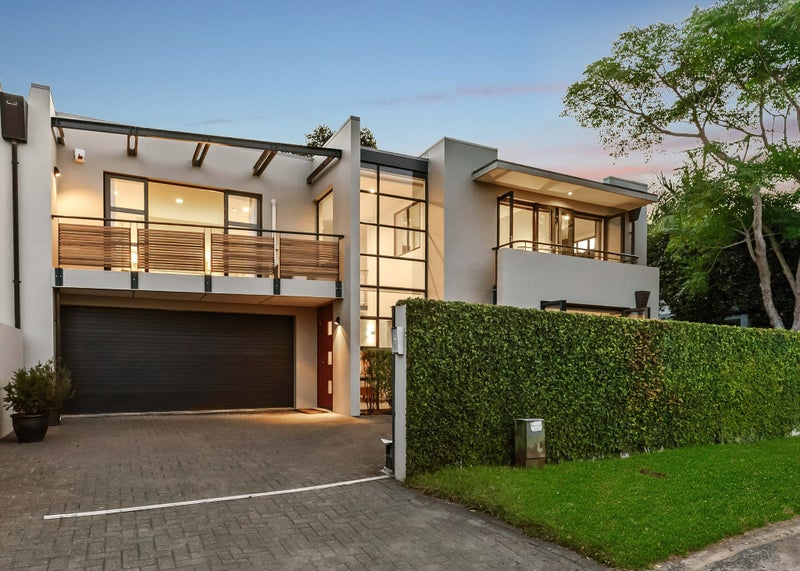 2B McFarland Street, Remuera, Auckland - Carousel 1