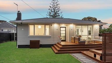 26 Pine Avenue, Henderson, Auckland - Carousel 1