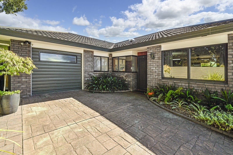 1/703 Charles Street, Raureka, Hastings - Carousel 2