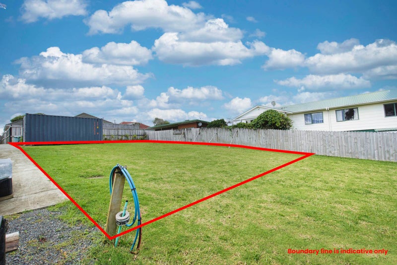 31A Earlsworth Road, Mangere East, Auckland - Carousel 1