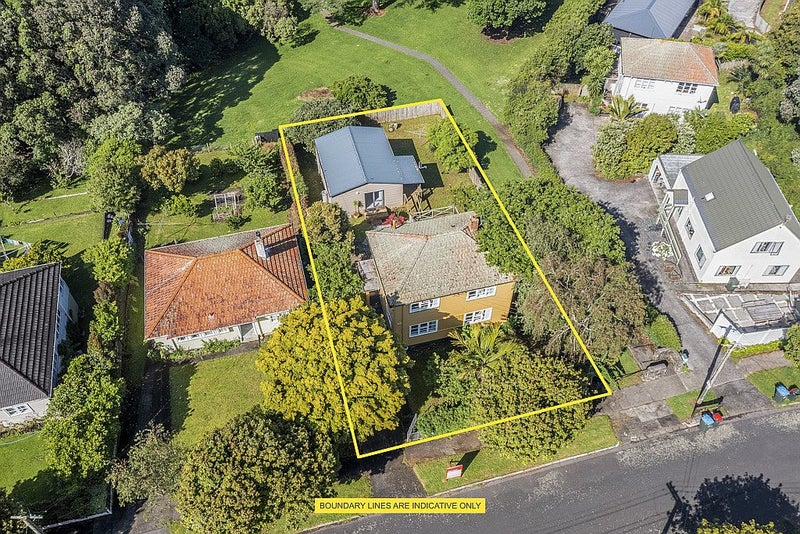 32 Paihia Road, Onehunga, Auckland - Carousel 1
