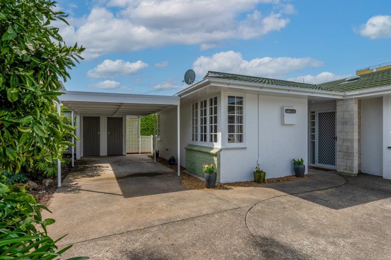 3/10A Meeanee Quay, Westshore, Napier - Carousel 1